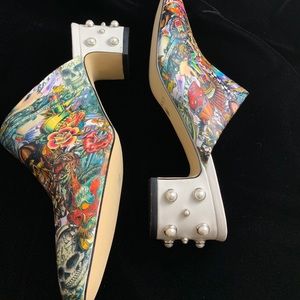 One of a kind HYDROGRAPHIC tattoo pearl stud heel